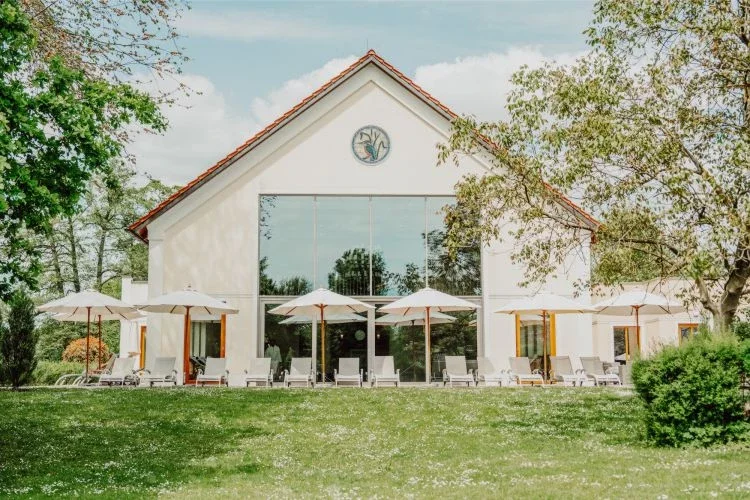 Eisvogel: Wellnesshotel mit Charme & Geschichte in Bad G&ouml;gging | Hotellia Magazin