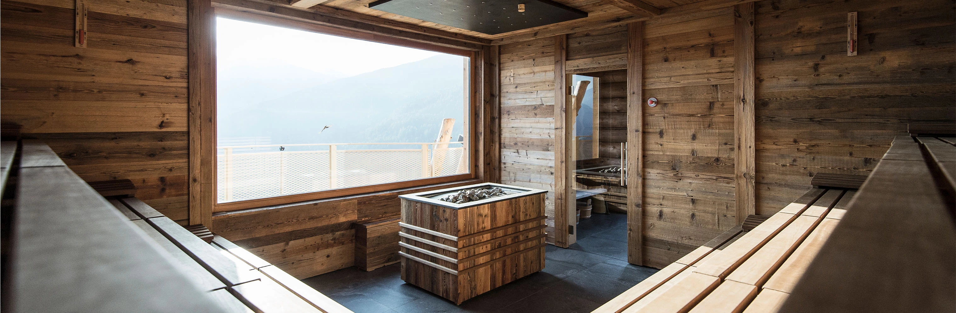 E-Mobility & Reisen: Alpin Panorama Hotel Hubertus in den Dolomiten