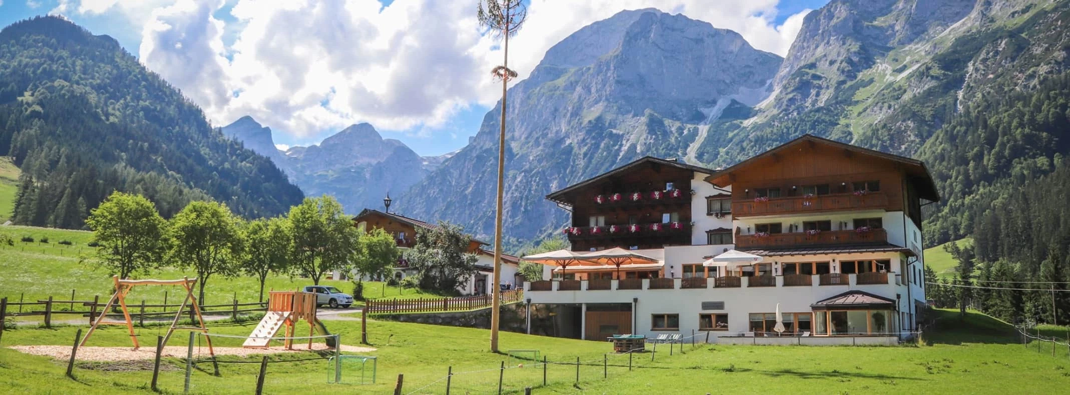 E-Mobility Reisen im Berghotel Lämmerhof: Ladestationen & Erlebnis