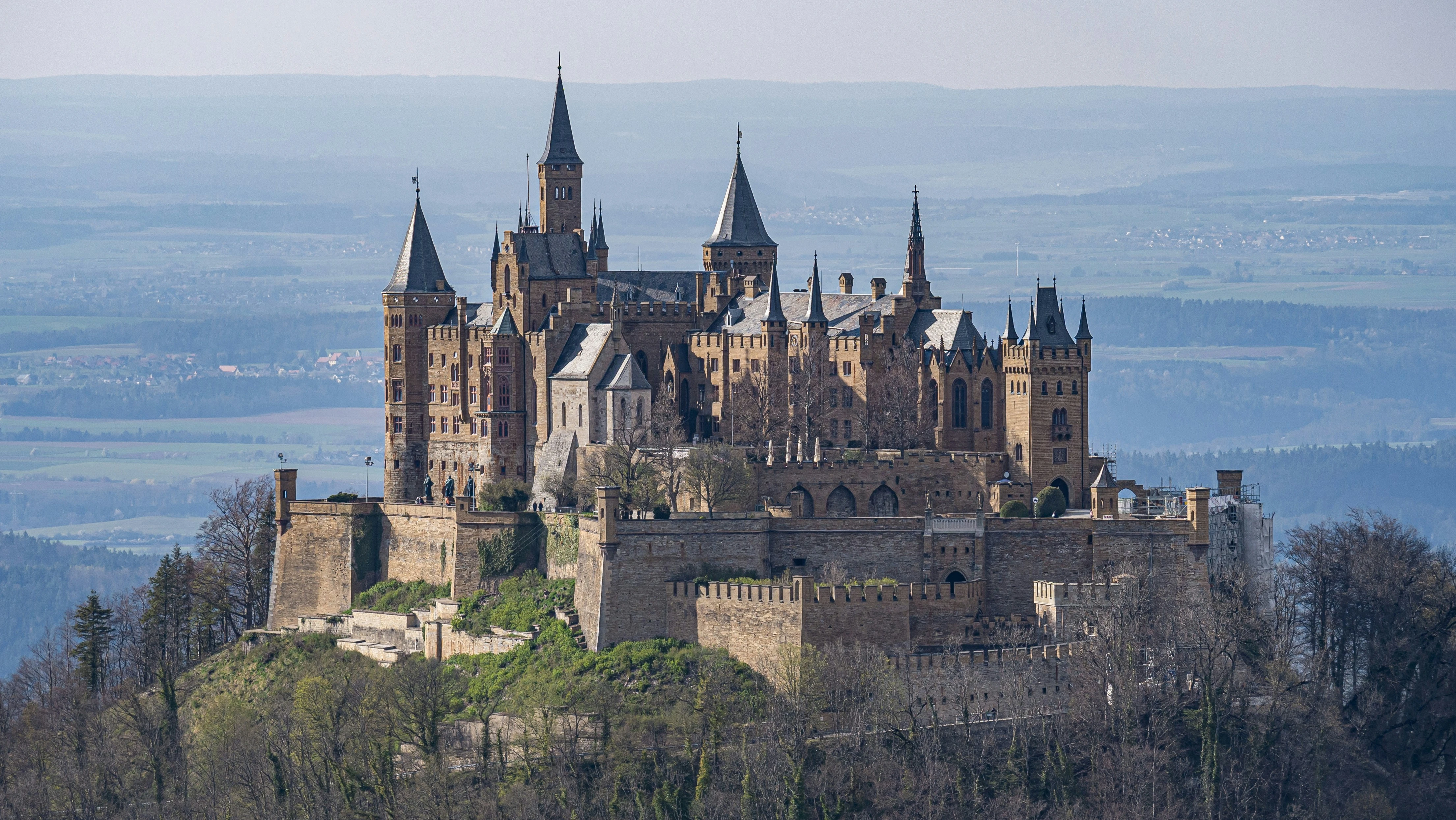 Burg Hohenzollern (c) Marvin Langer (Unsplash).webp