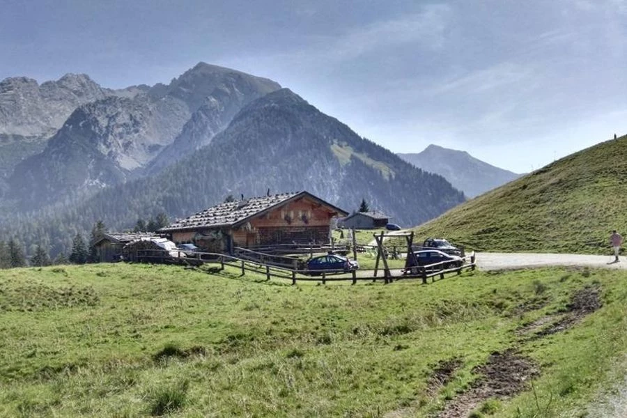 Wanderung zur Litzlalm: Rundweg, Tipps & Einkehr – Dein Erlebnisbericht