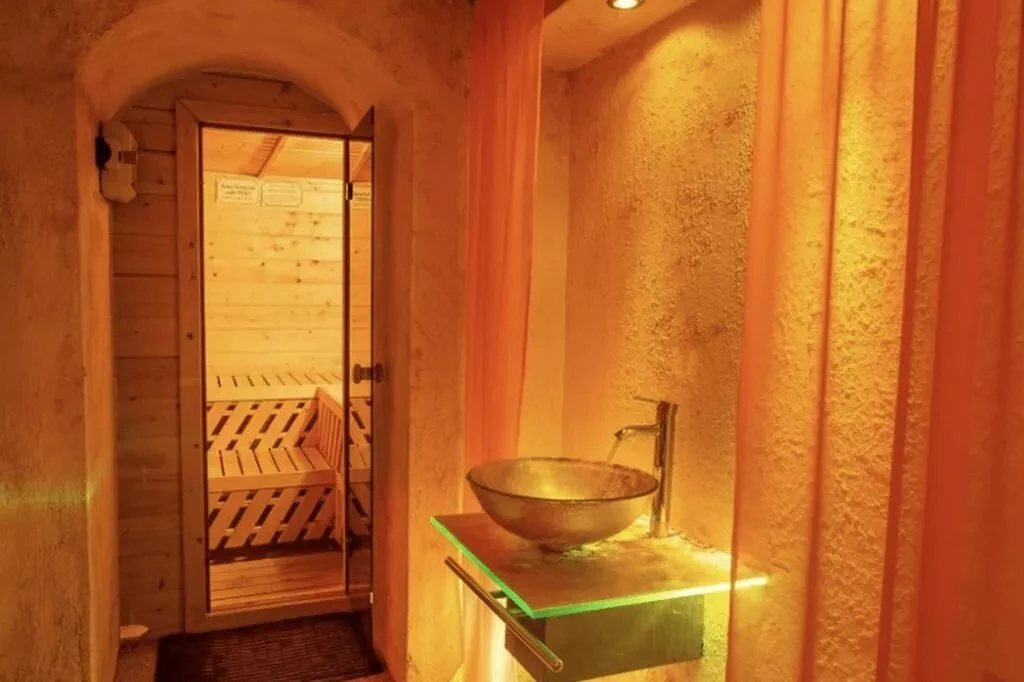 Romantik- & Wellness Suite Frankfurt: Luxus, Erotik, Alle Details