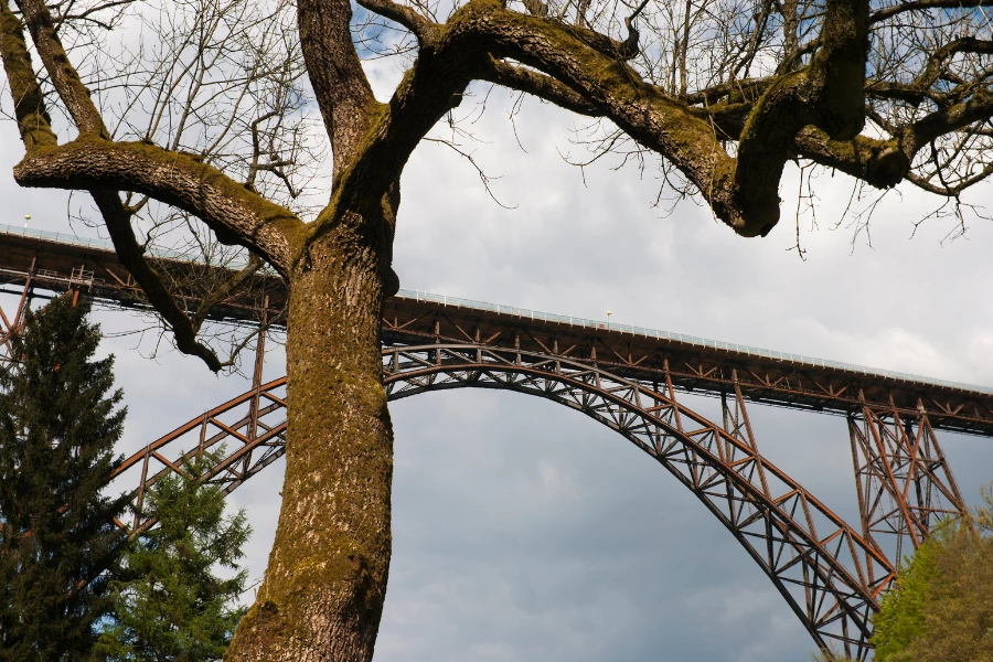 Müngstener Brücke: Technisches Denkmal zwischen Solingen und Remscheid