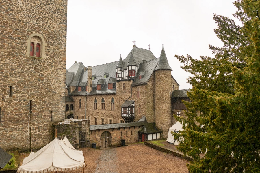 Sanierung Schloss Burg Solingen abgeschlossen &ndash; Besuchserlebnis 2024