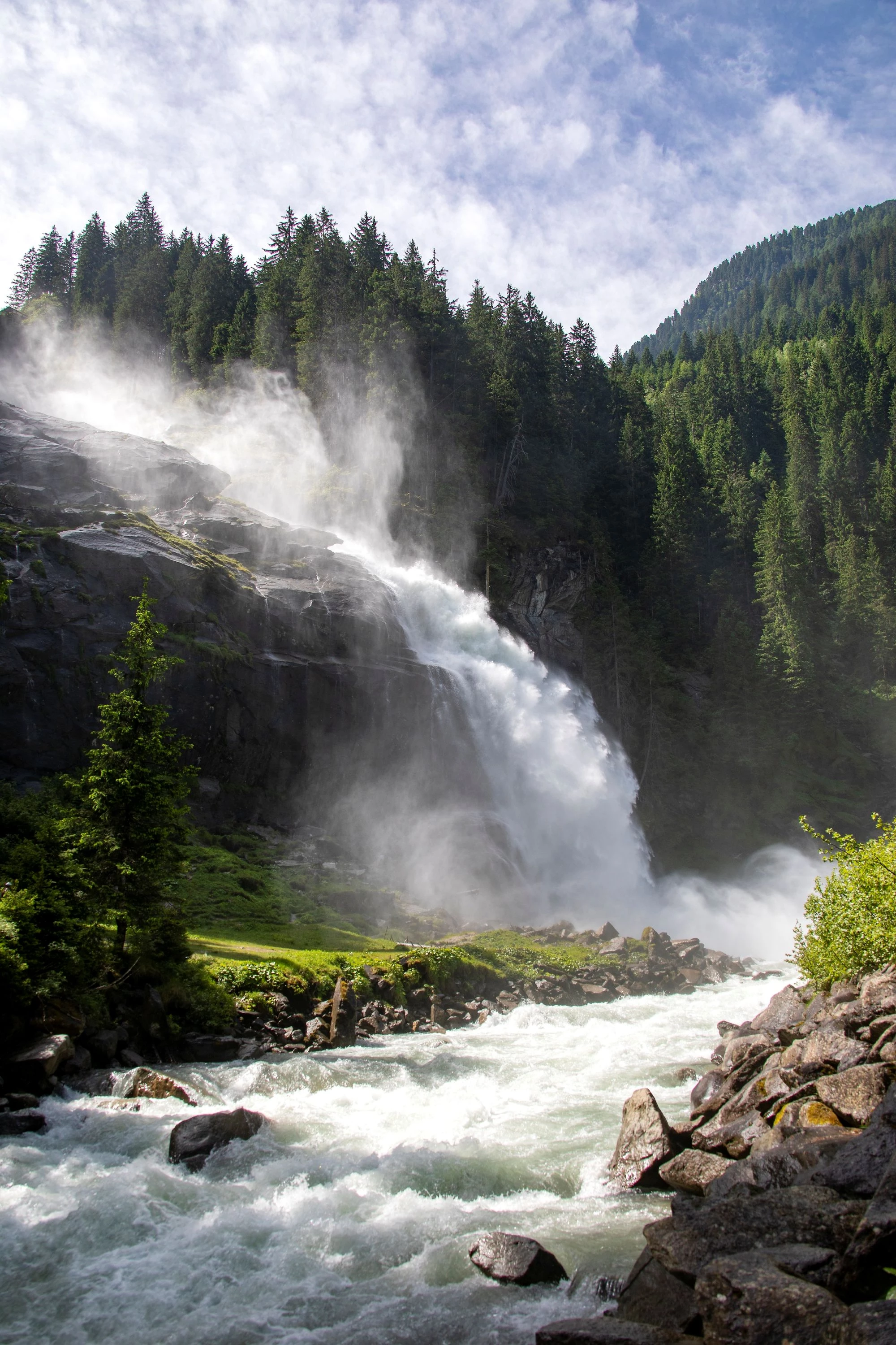 Hohe Tauern Health: Heilsames Aufatmen an den Krimmler Wasserfällen
