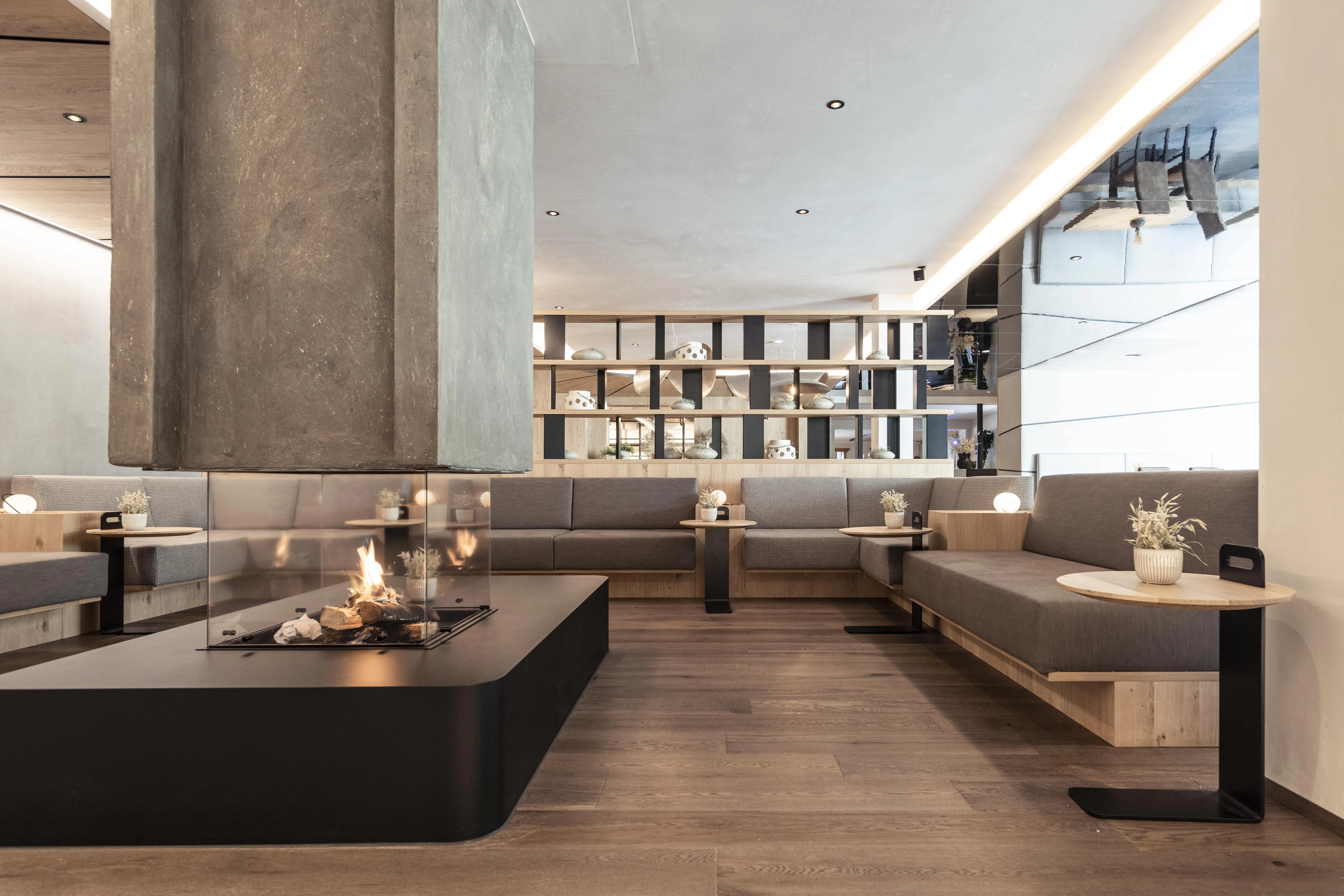 Hotel Winkler Dolomiten: E-Mobility, Ladestationen & Luxusurlaub