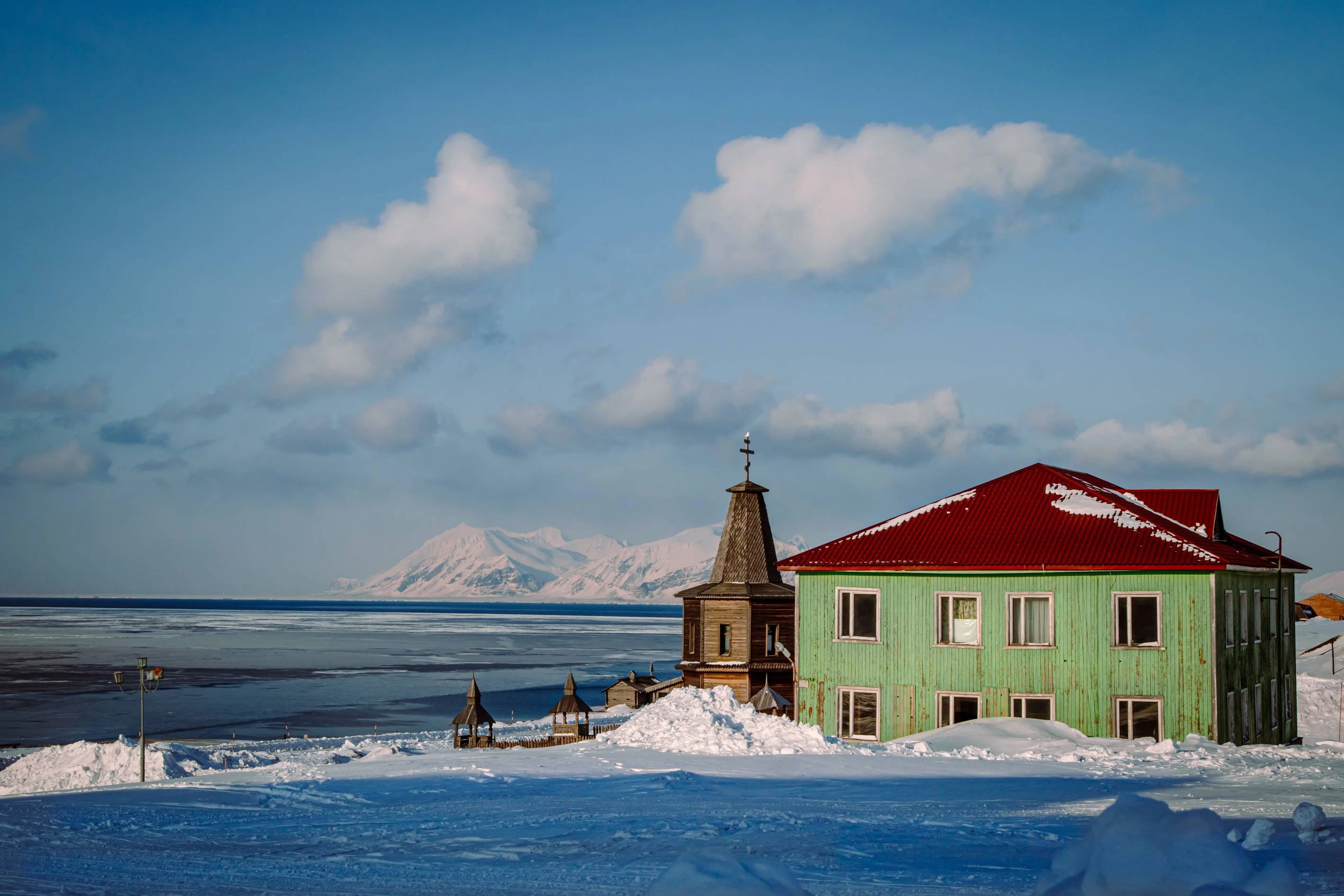 Norwegen in der Arktis – unbewohntes Naturschutzgebiet und Hüter des Nordens