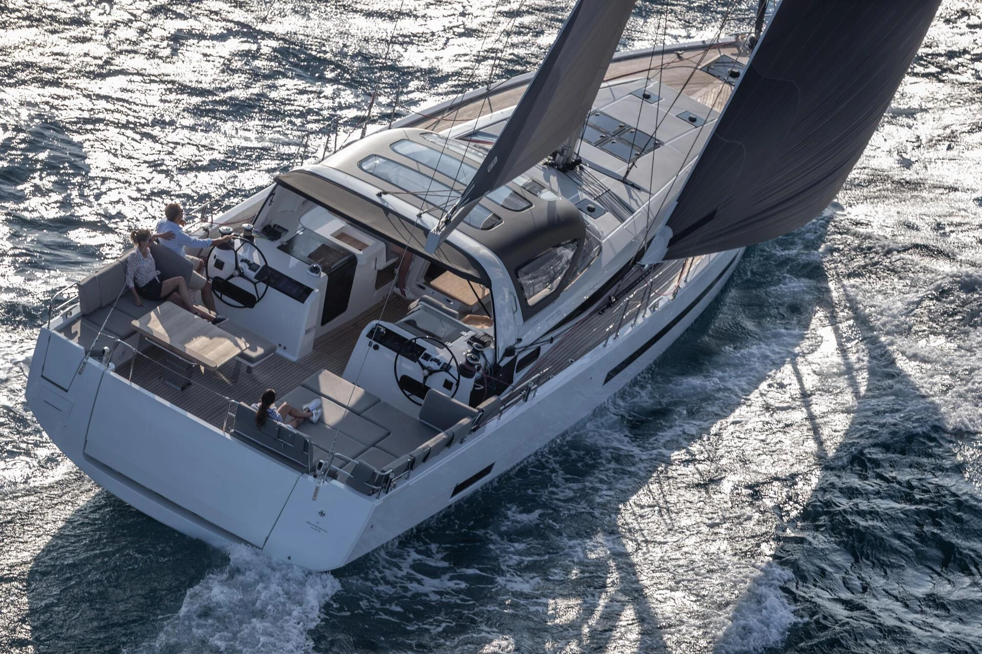 Jeanneau Yachts 55: Die Hochseeyacht für höchste Ansprüche