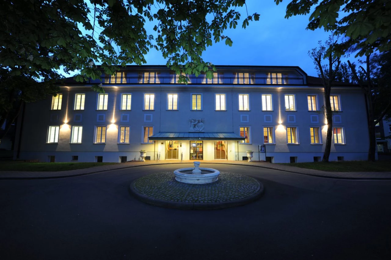 Hotel DER LINDENHOF in Gotha: Dein Premium-Hotel am Thüringer Wald