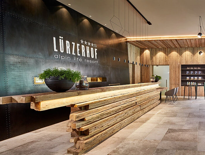 L&uuml;rzerhof Nature Spa Resort: Luxus, Wellness & Natur erleben