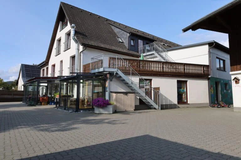 Familienurlaub im Sauerland: Dein Abenteuer auf Monikas Ferienhof
