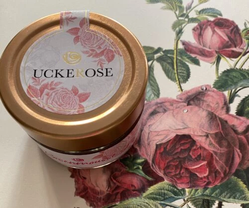 Die Rose als Kraftquelle – Elena von Gieck und die Uckerose Manufaktur