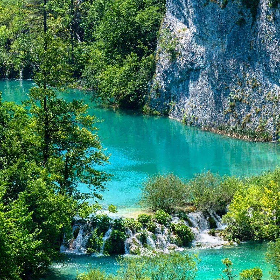 Die besten Reiseziele für echte Erholung: Wald, See und Berge