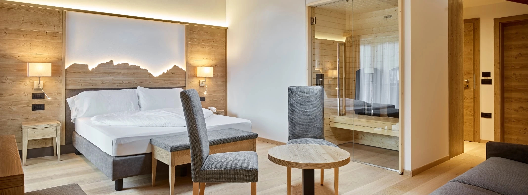 Urlaubsgenuss und E-Mobility im Hotel Shandranj in Trentino