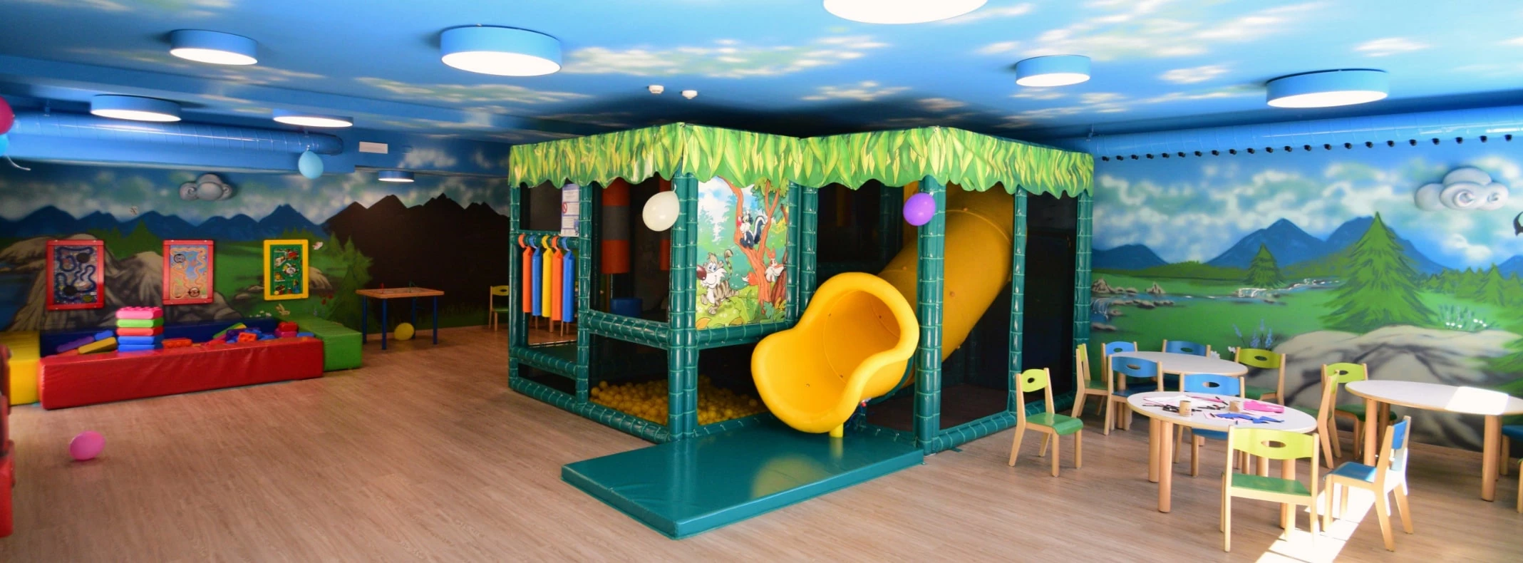 Urlaubsgenuss und E-Mobility im Hotel Shandranj in Trentino