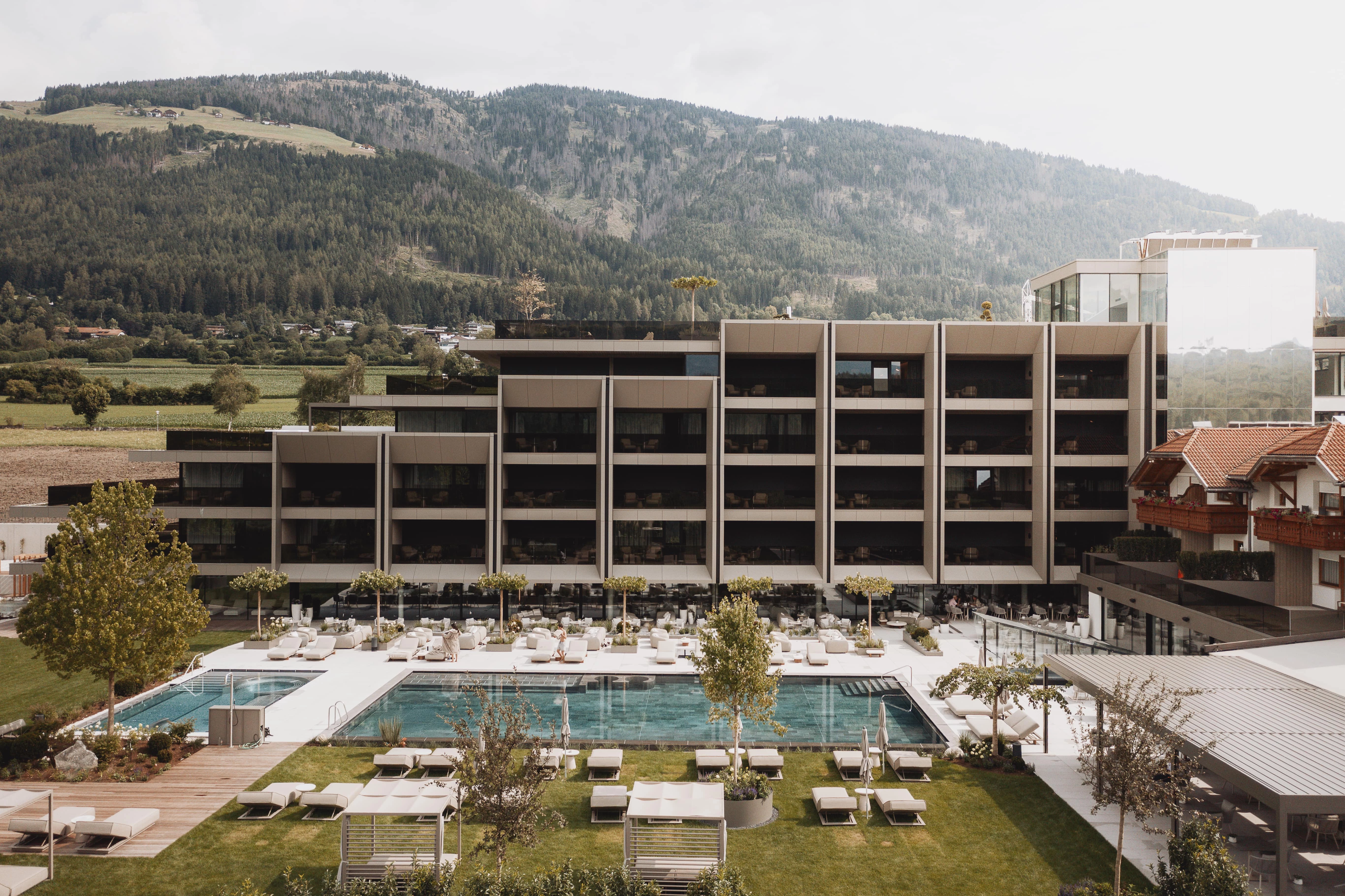 Hotel Solvie: E-Mobilit&auml;t und Wellnessurlaub in S&uuml;dtirol