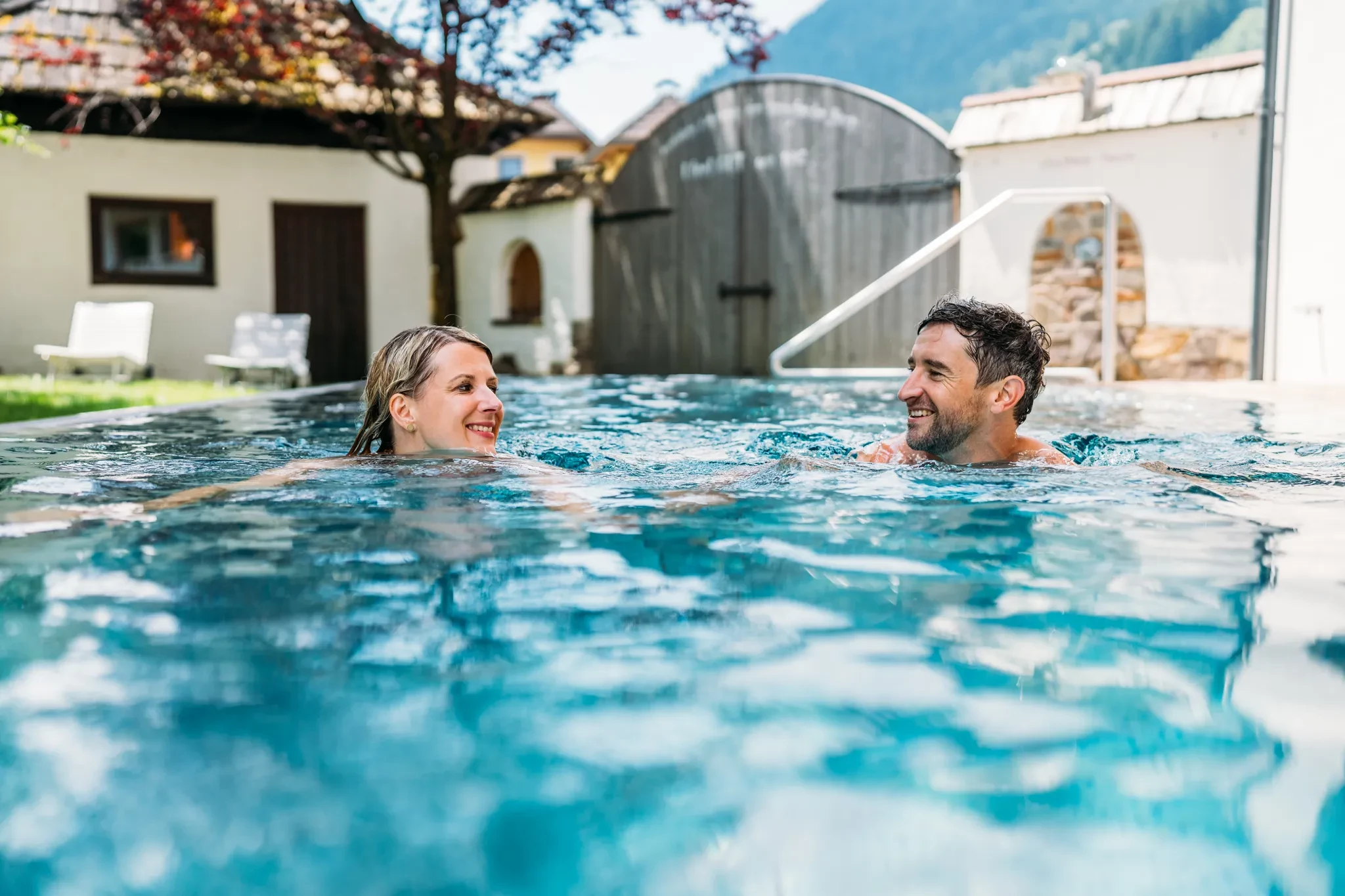 Hotelurlaub mit E-Auto: Nachhaltig reisen im Trattlerhof Kärnten