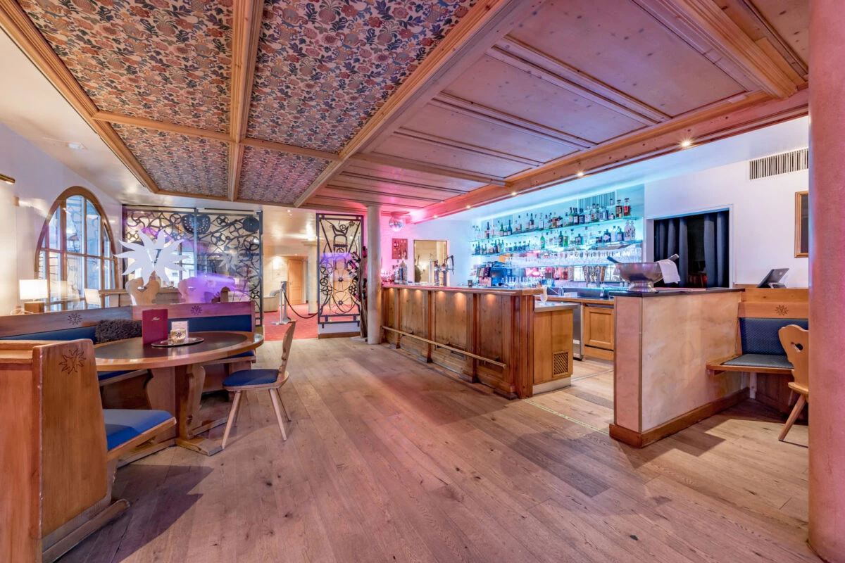 Turmhotel Victoria Davos: Exklusives Wohlfühlhotel in sonniger Lage