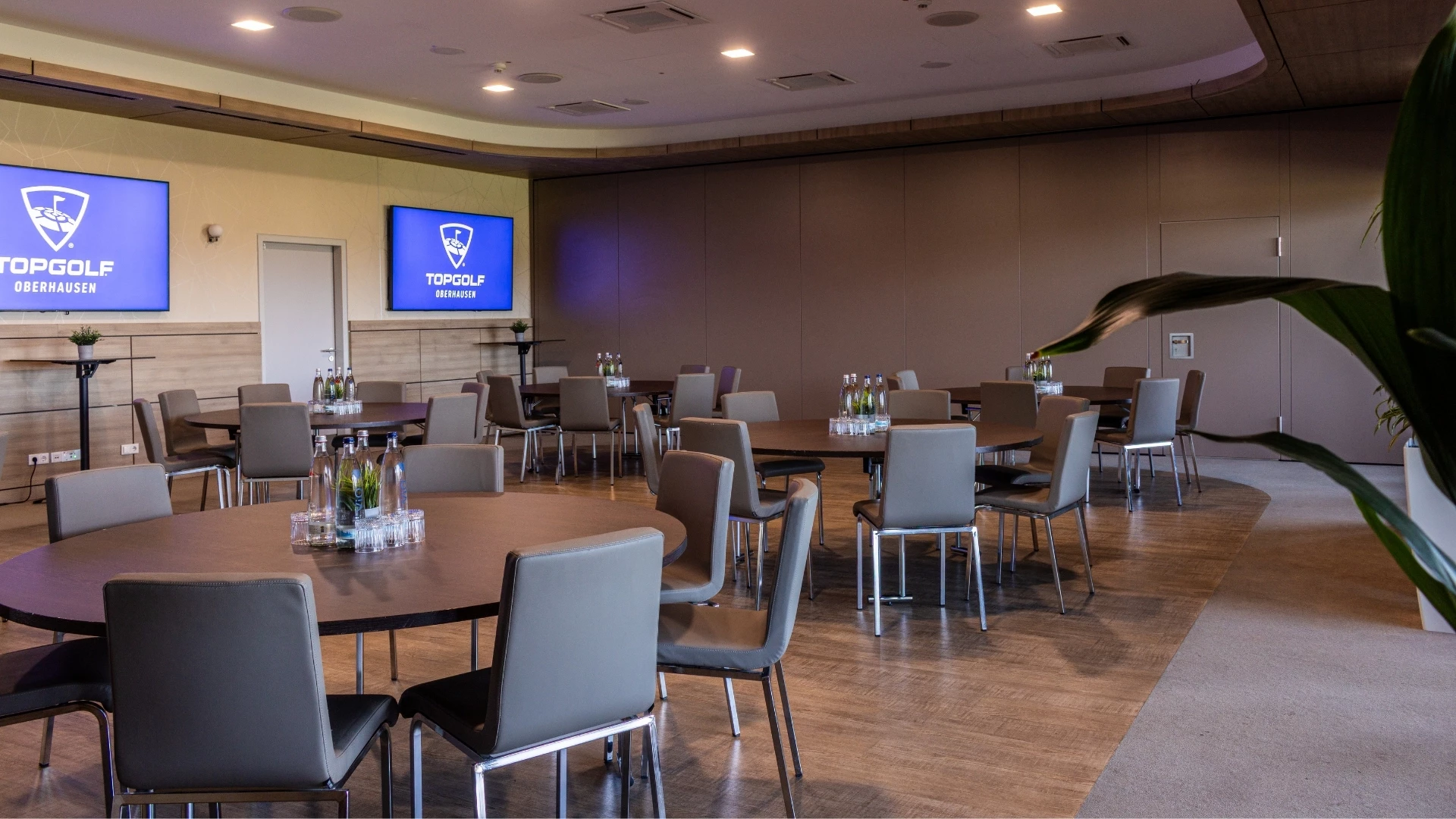 Topgolf Oberhausen: Neue Maßstäbe für Business-Events mit Erlebnis