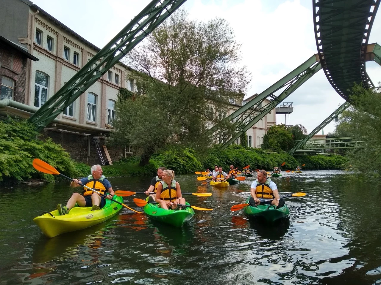 Kanu- und Kajaktouren auf der Wupper: Erlebnisbericht & Guide