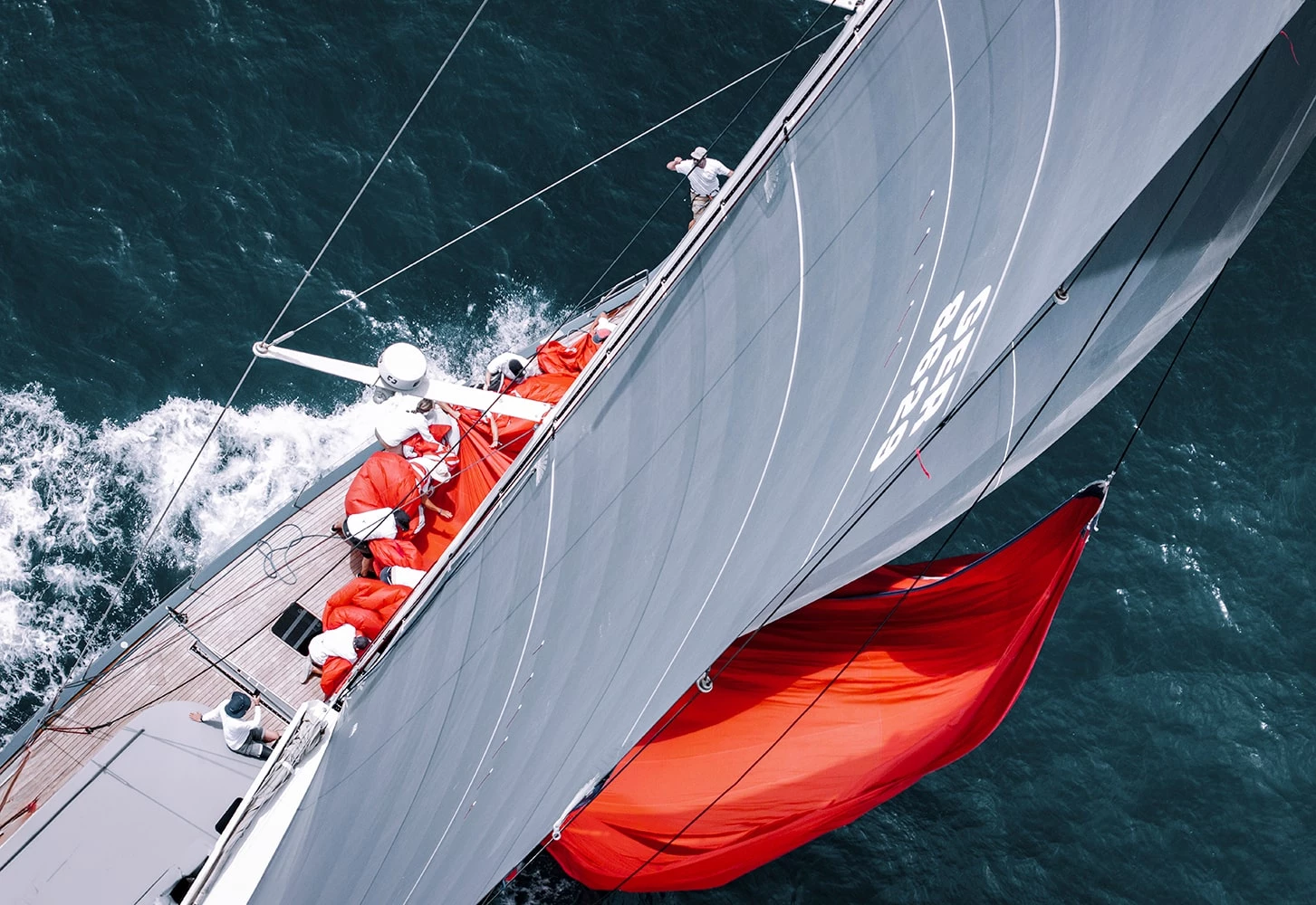 YYachts Y8: Die neue Generation der Performance-Segelyacht