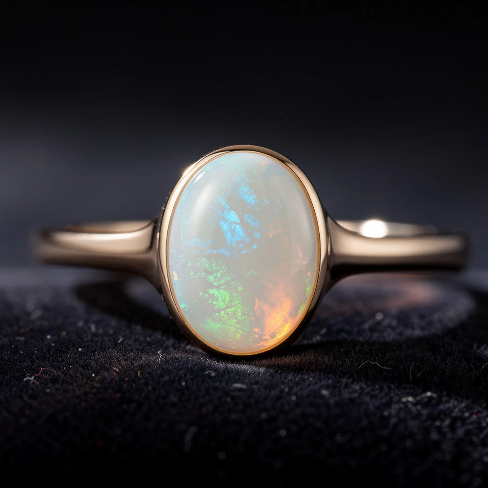 Weiße Opale: Entstehung, Arten, Wert & Kaufberatung