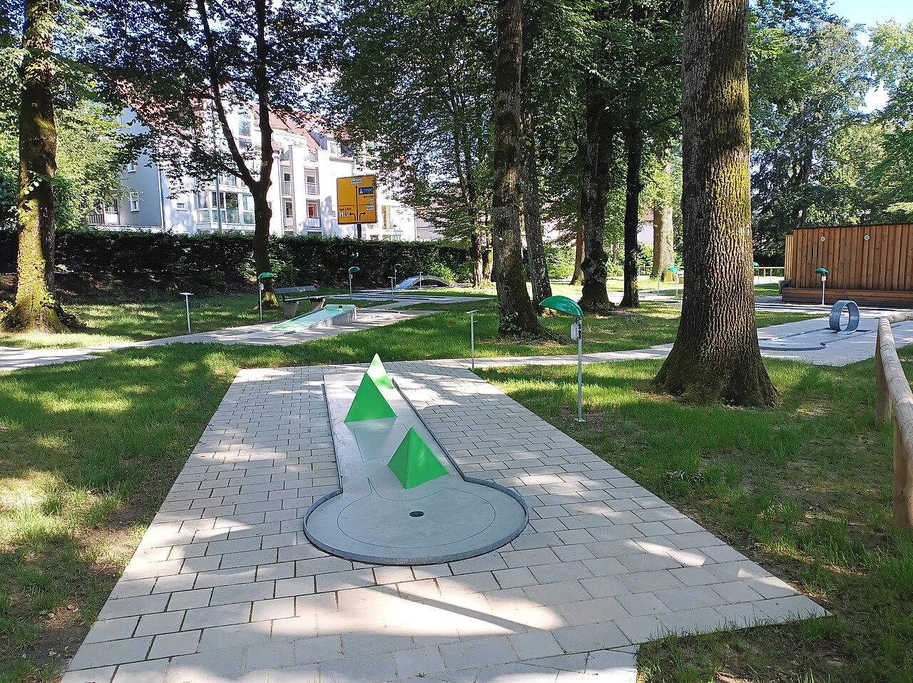 Die besten Minigolf-, Bowling- und Trampolinhallen im Bergischen Land