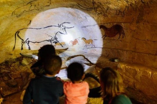 Neanderthal Museum Mettmann: Erlebnisreise für Kinder und Erwachsene