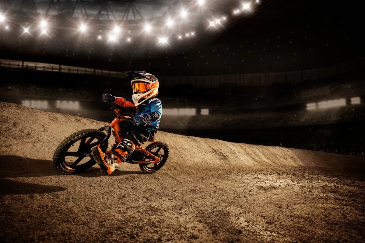 Motocross fahren in der E-X-Area Hattingen: Elektro-Abenteuer für alle