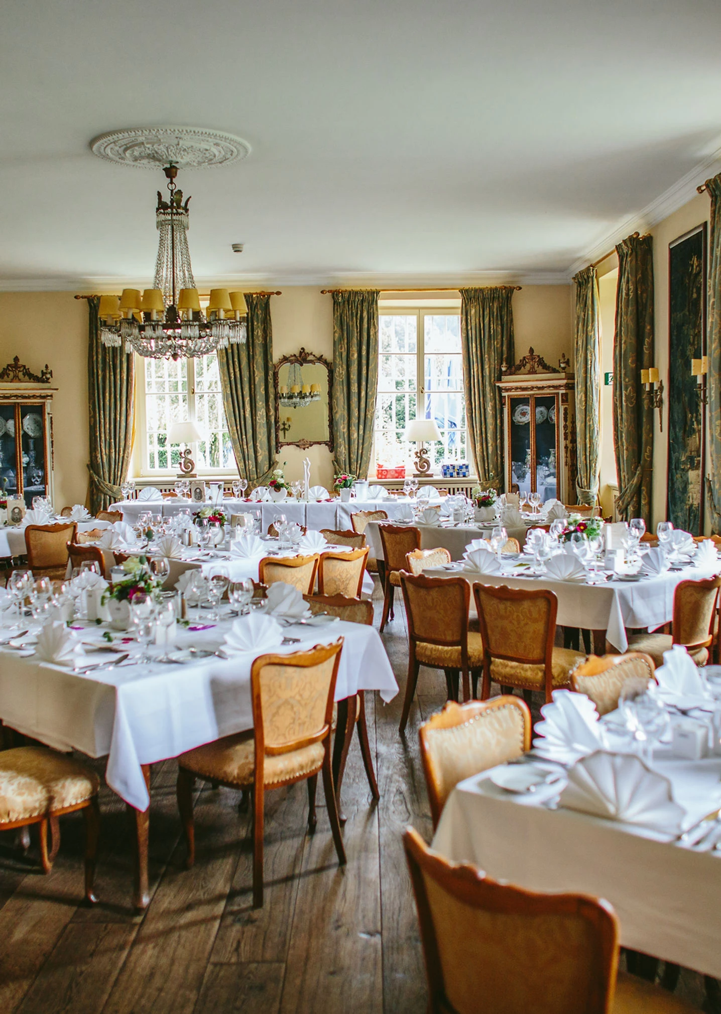 Schloss Auel: Boutique-Hotel, Genuss & Events im Bergischen Land