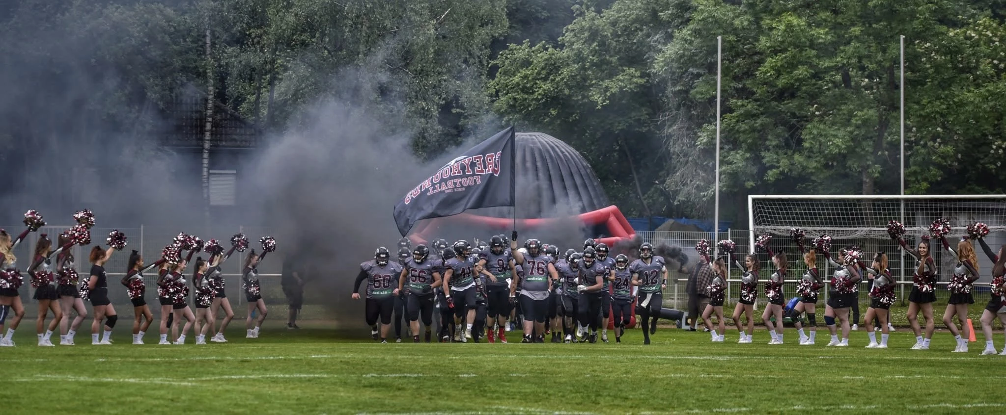 Wuppertal Greyhounds: American Football & Cheerleading mit Herz
