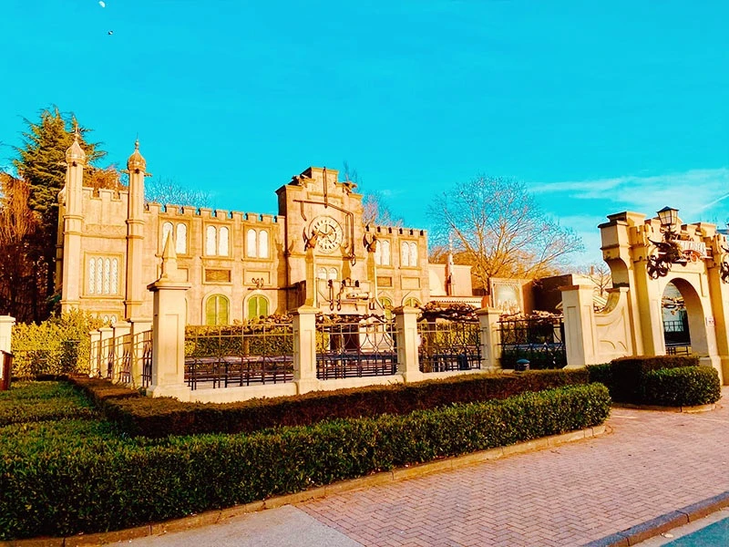 Movie Park Germany Restaurants: Essen im Freizeitpark