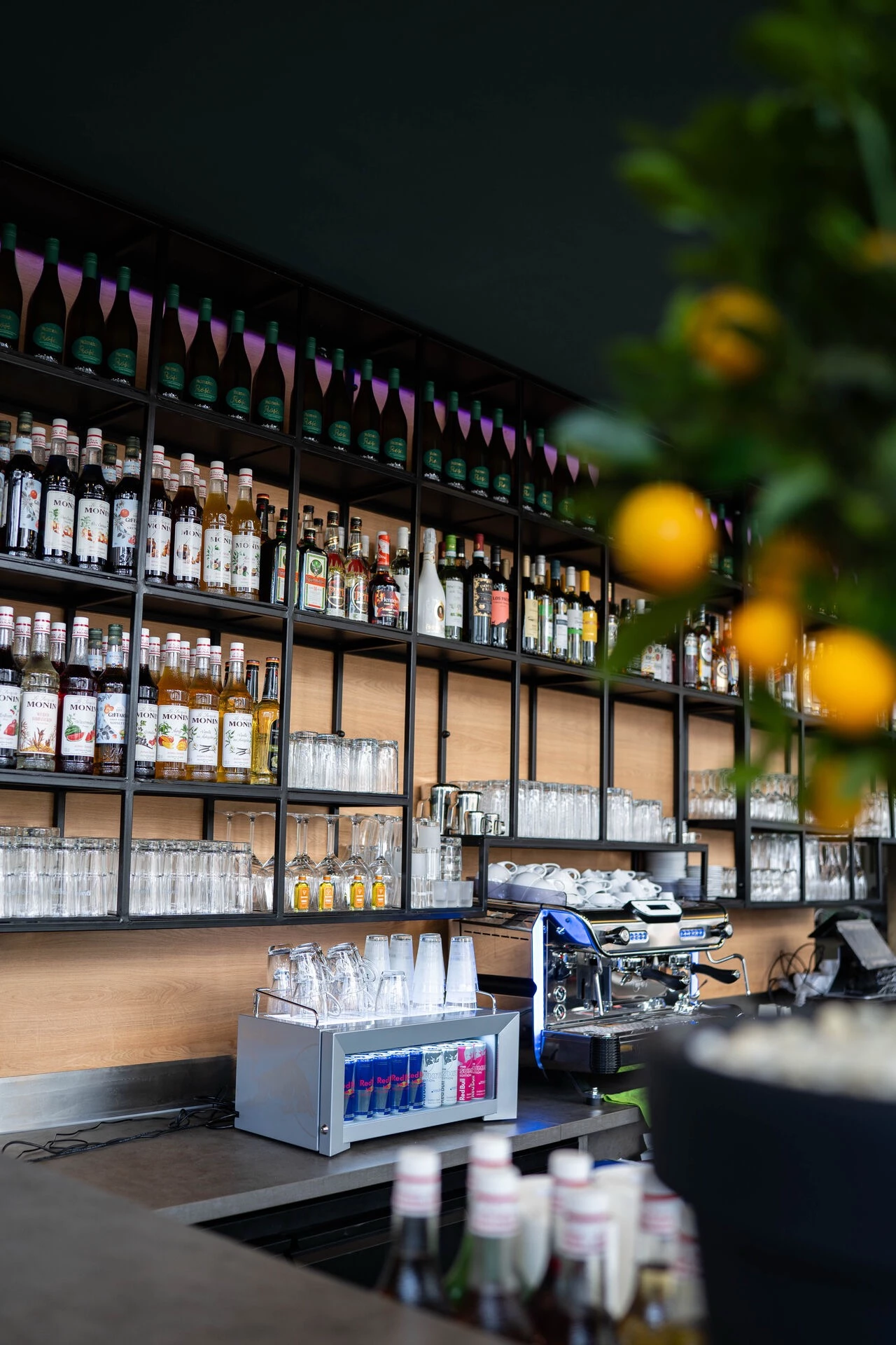 Extraño Mettmann: Modernes Restaurant mit Barrierefreiheit & Vibes