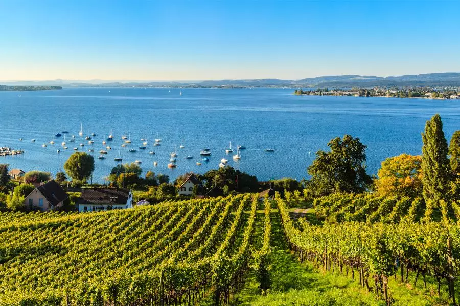 Malerische Städtchen entlang des Bodensees