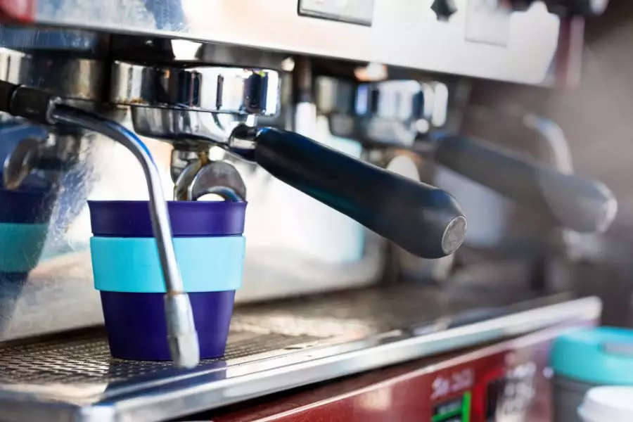 Elektrogeräte-Recycling, Nachhaltigkeit, Hotellerie, Gastronomie, Umweltschutz, grüne Technologien,