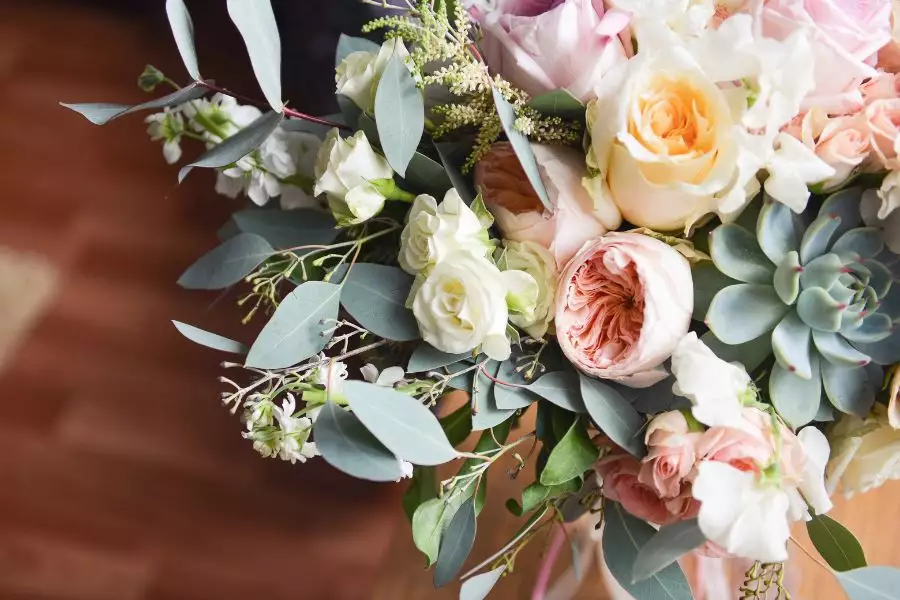 Die Auswahl der perfekten Blumen für eine Hochzeit