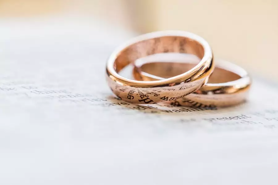 Ein Guide zum Ringkauf für die Ehe