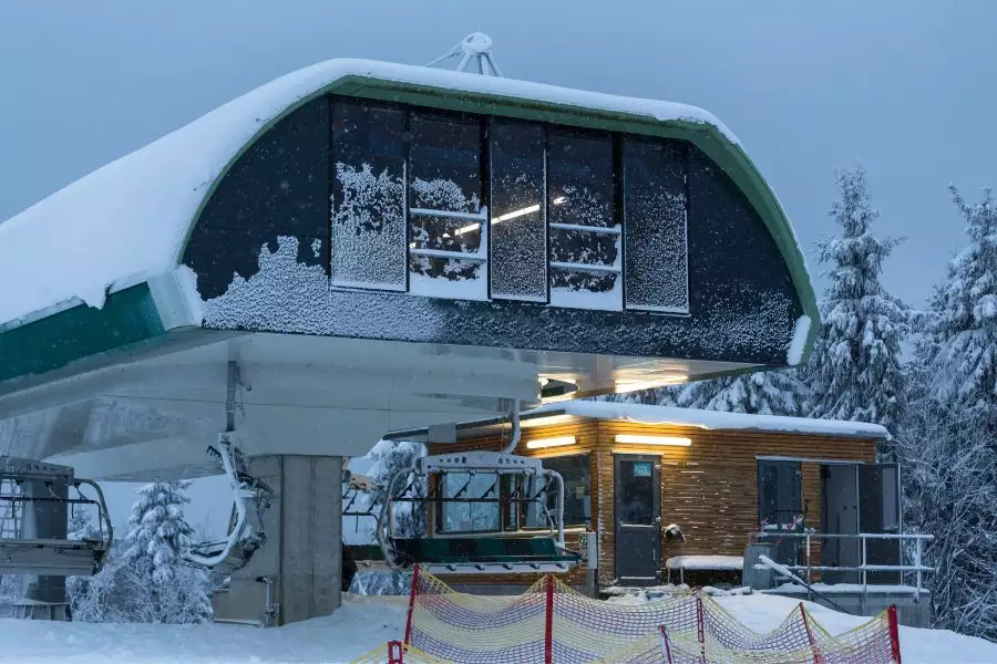 Wintersport - Skihütten - Liftkarten