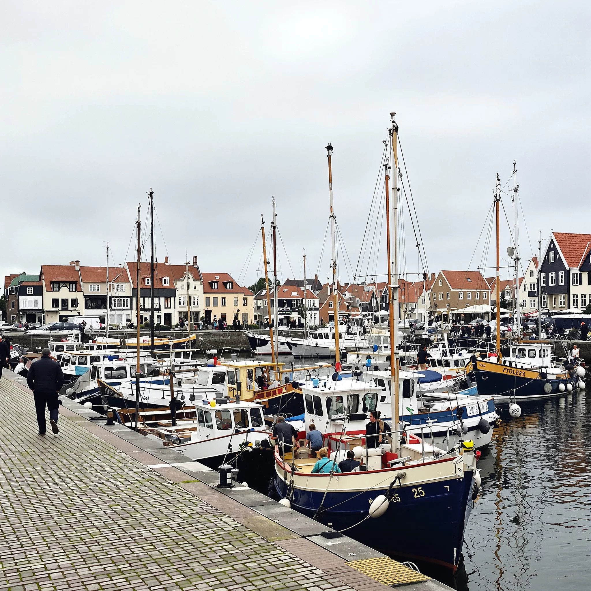 Nordsee-Auszeit: Entspannungsorte zwischen Leyhörn und Pilsumer Marsch entdecken