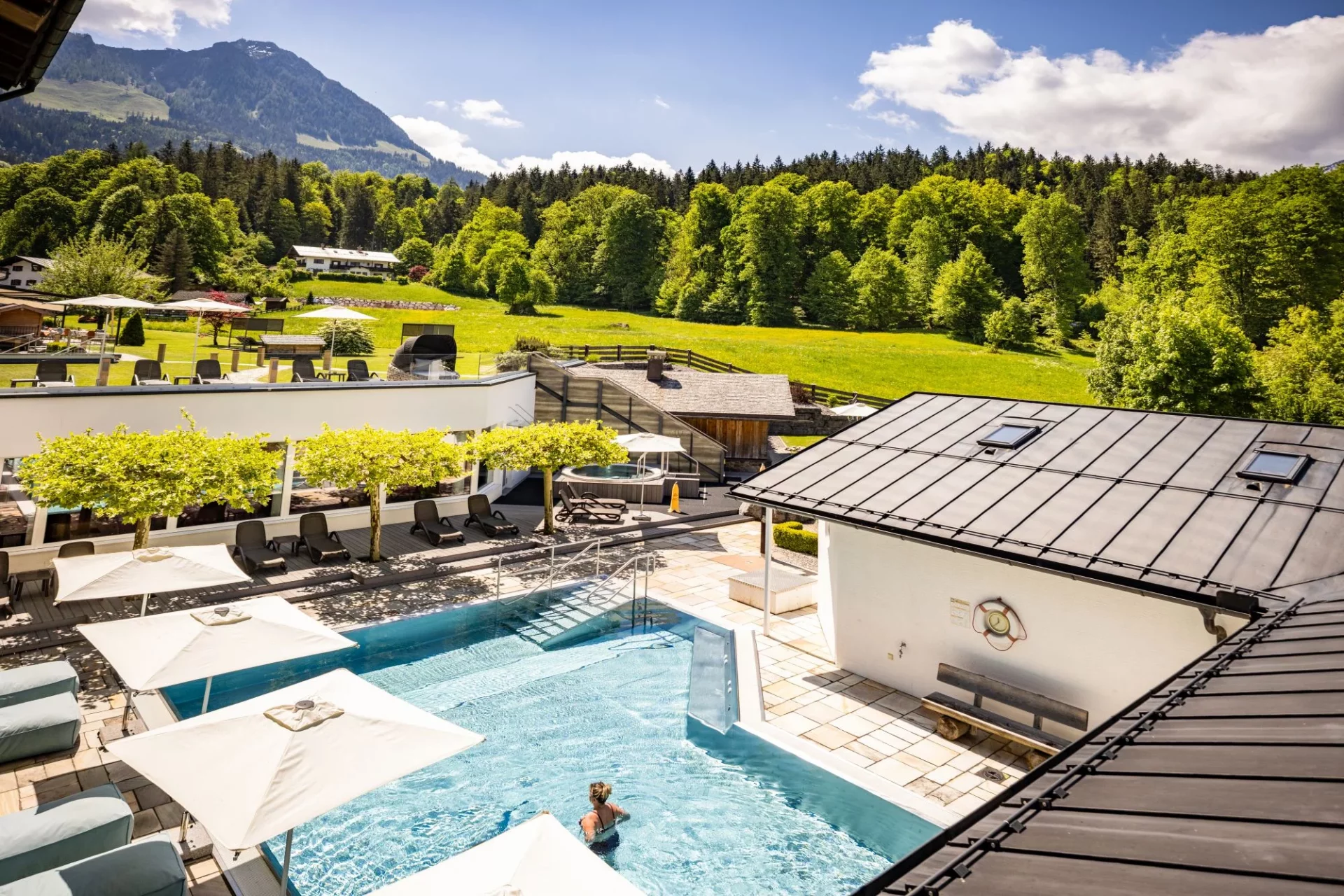 (c)Alpenhof_Mai2025_Pool