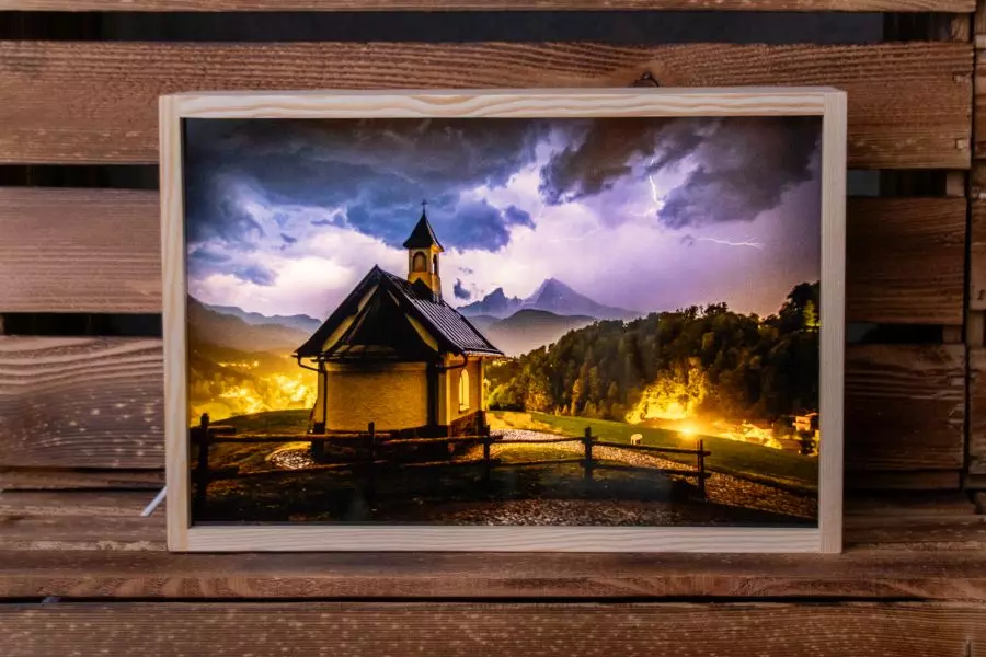 Berchtesgaden zum Strahlen bringen – LED-Boxen mit Traummotiven