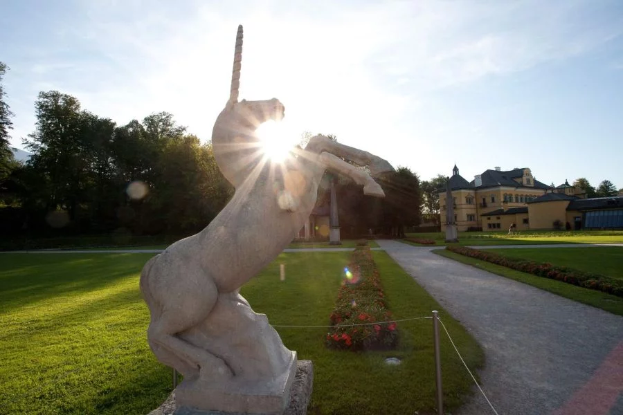 csm_Hellbrunn_Park_Einhorn_mit_Sonne__c__Schlossverwaltung_Hellbrunn_168d013ede
