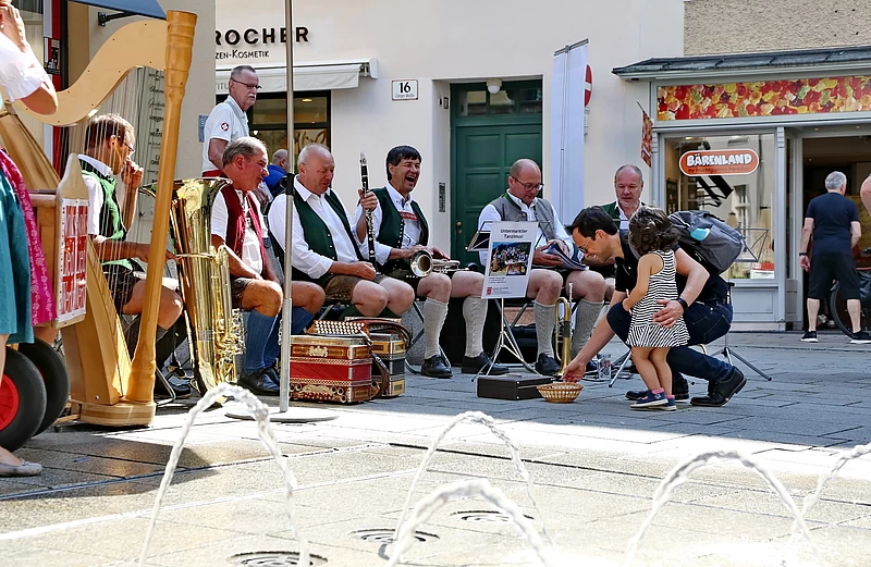 csm_Salzburger_Strassenmusik_Presse1_81ae8e3fcb.webp