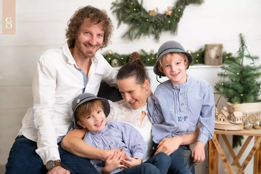 Weihnachtsshooting_Weihnachten_FotografieGoettges_Weihnachtsminis_Berchtesgaden_traunstein_rosenheim - 900x600 - 12