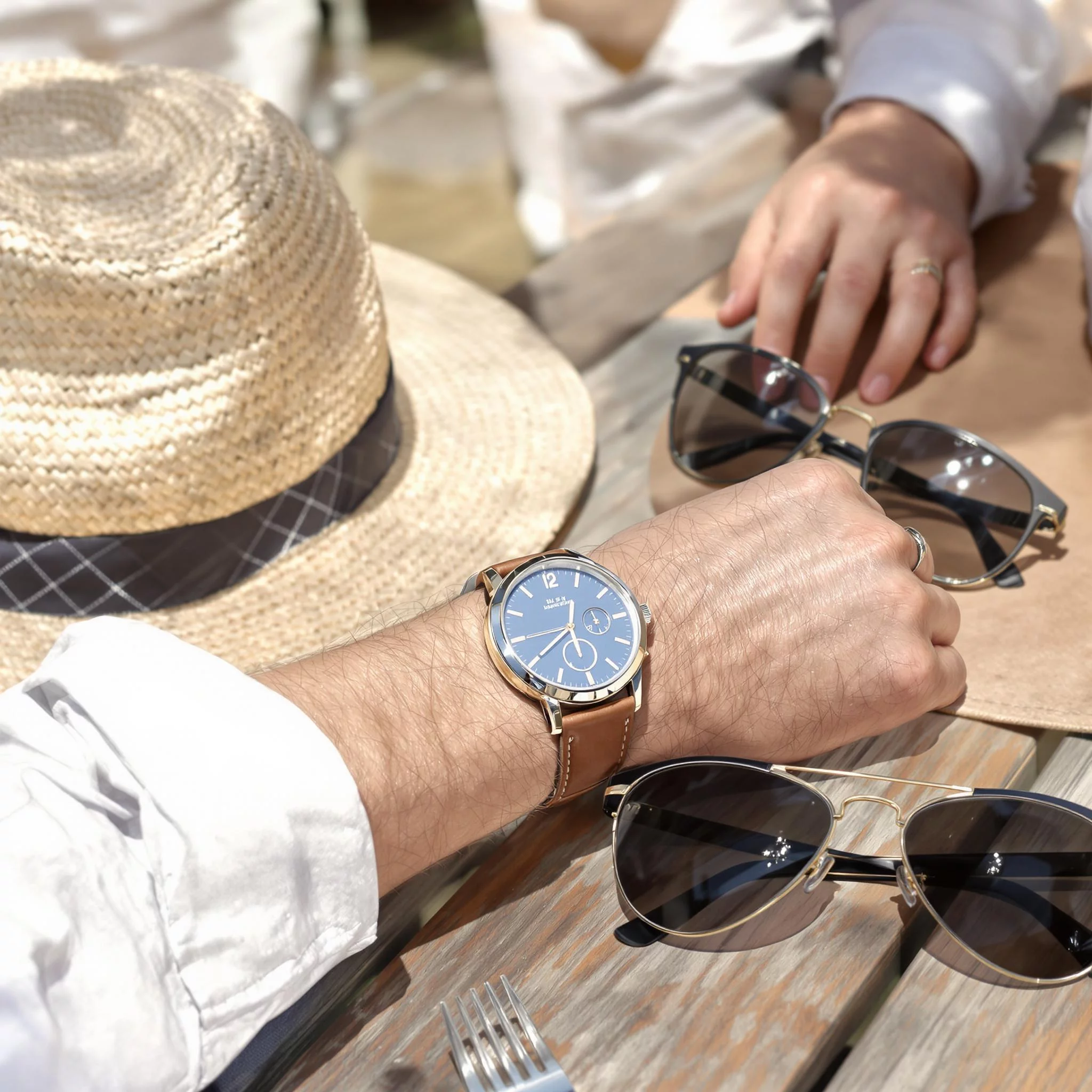Elegante Accessoires für den Sommer: Trends und Must-haves ab 50