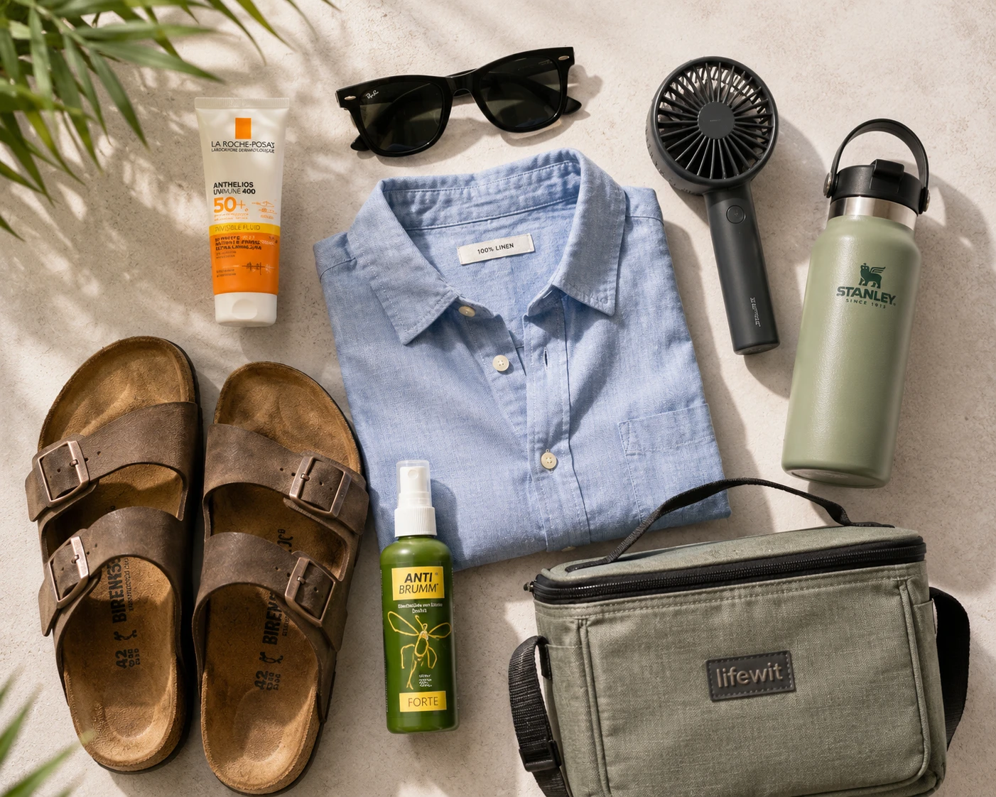 Bereit für die nächste Hitzewelle: Leinenhemd, Sonnenbrille, Trinkflasche, Mini-Ventilator und Co. gehören noch lange nicht in die Winterpause. (KI-generiert)