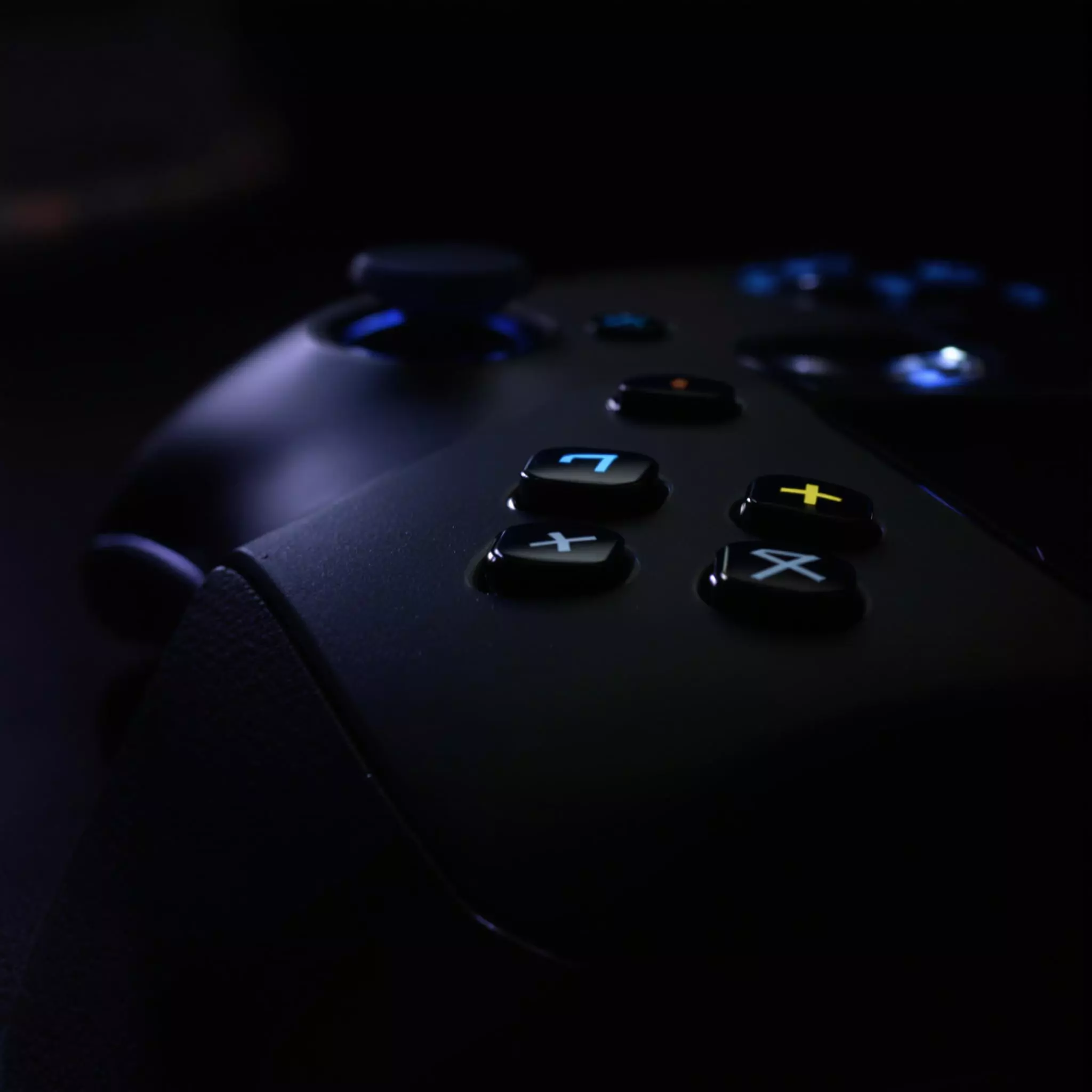 Männer und Gaming: Die besten Konsolen-Gadgets