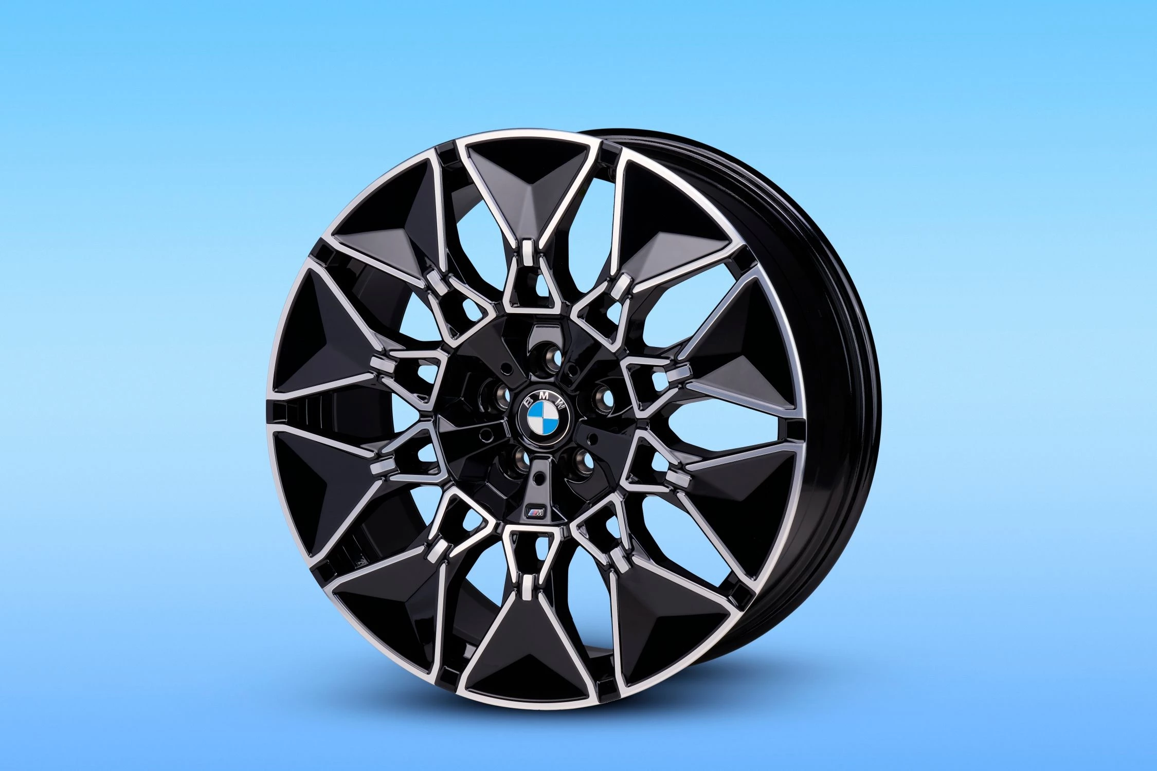 Zukunft auf vier Rädern: Der neue BMW i3 zeigt, wie Elektromobilität heute gedacht wird. (© BMW)