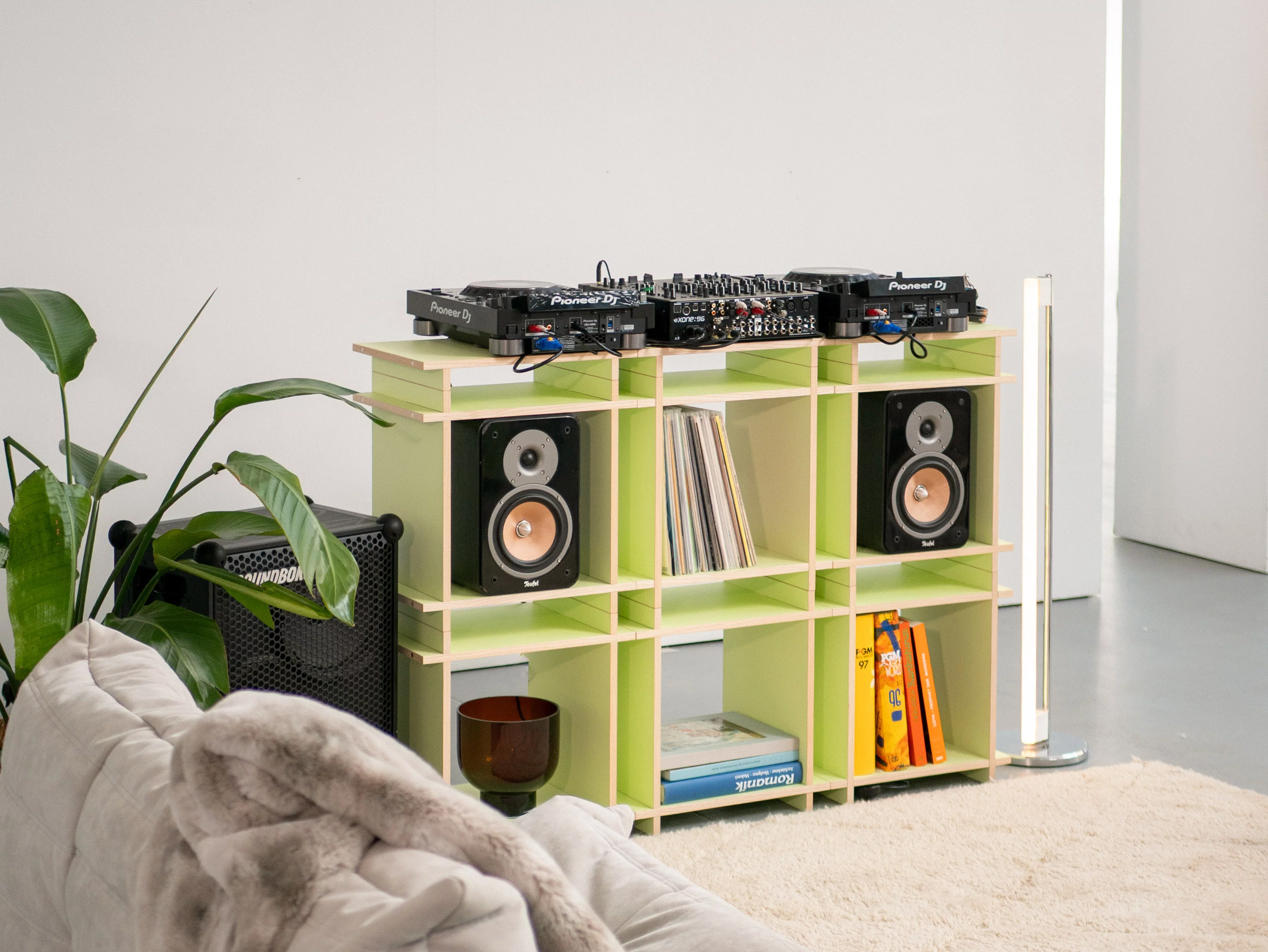 Frisches "Lime" bringt gute Laune in die Bude.
