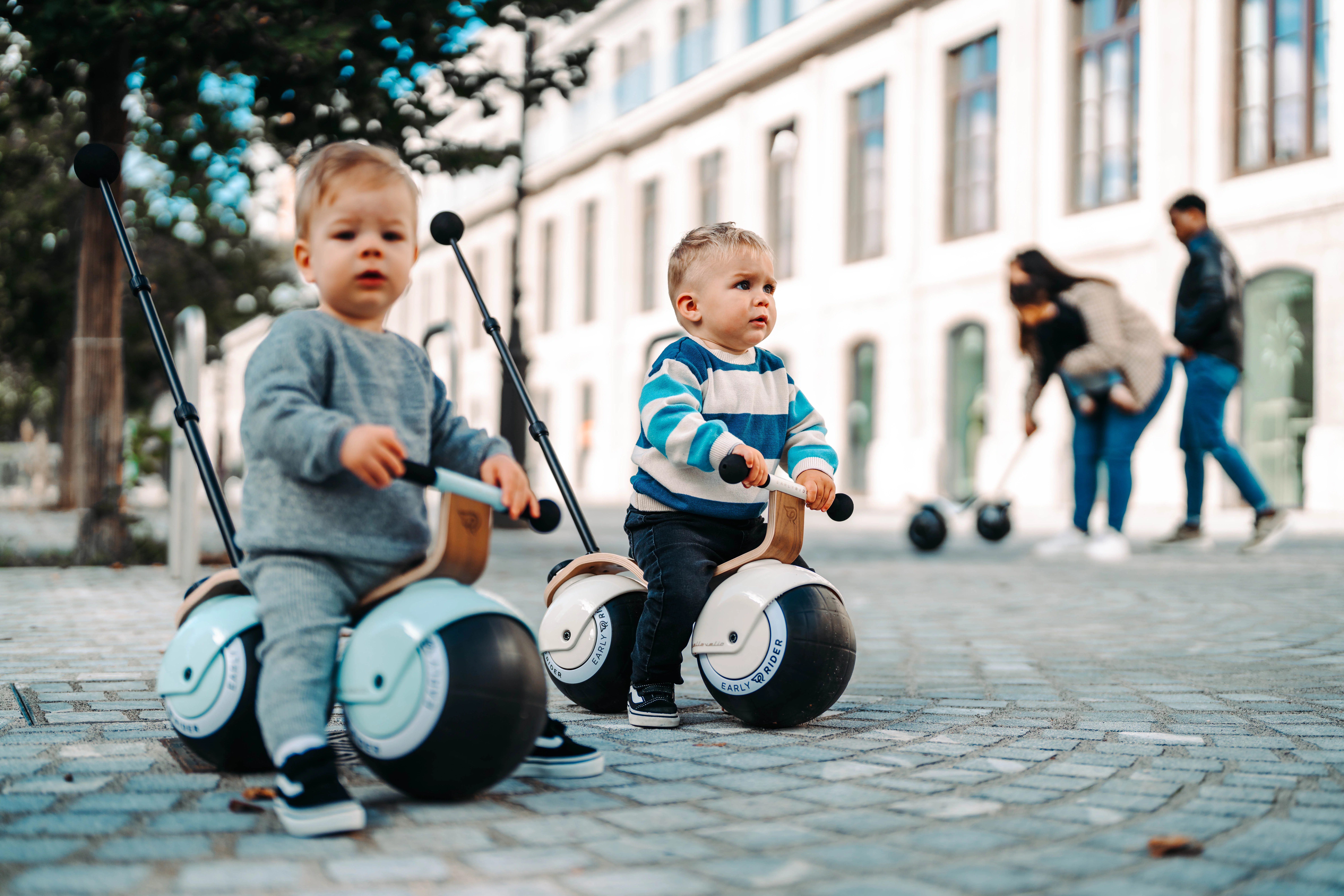 Early Rider: Die perfekten Laufr&auml;der f&uuml;r Babys &ndash; Bella Velio & Super Velio im FamilyFlair-Check + Gewinnspiel